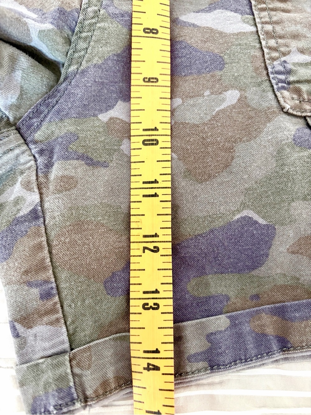 Anthropologie Camo Cargo Utility Shorts, Button Fly. Y2K, Streetwear, Gorpcore - Picture 9 of 10